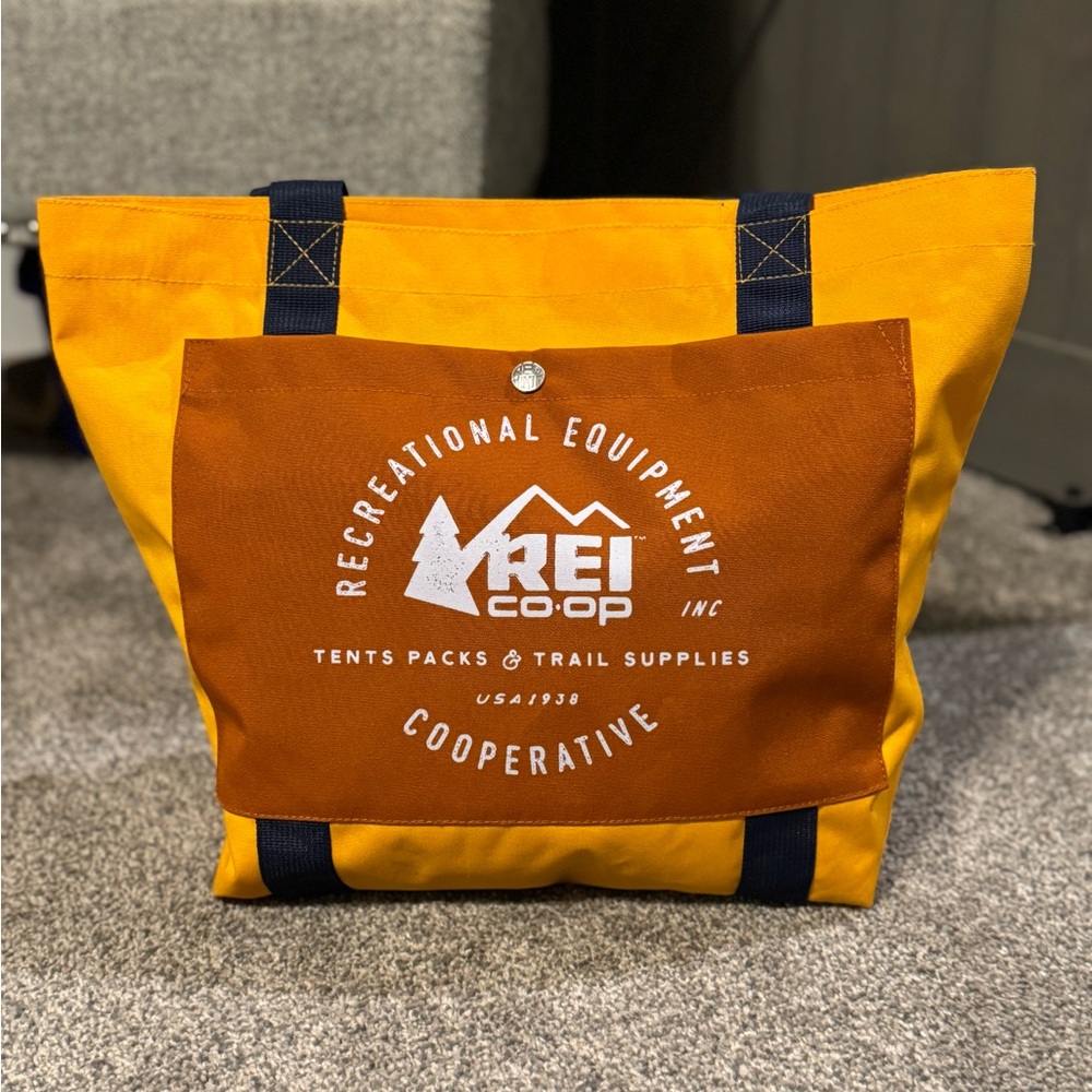 REI tote like new